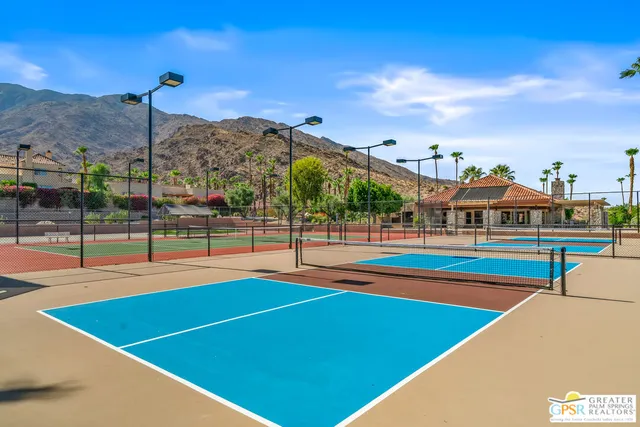 $849,000 | 226 Canyon Circle North, Palm Springs, CA 92264