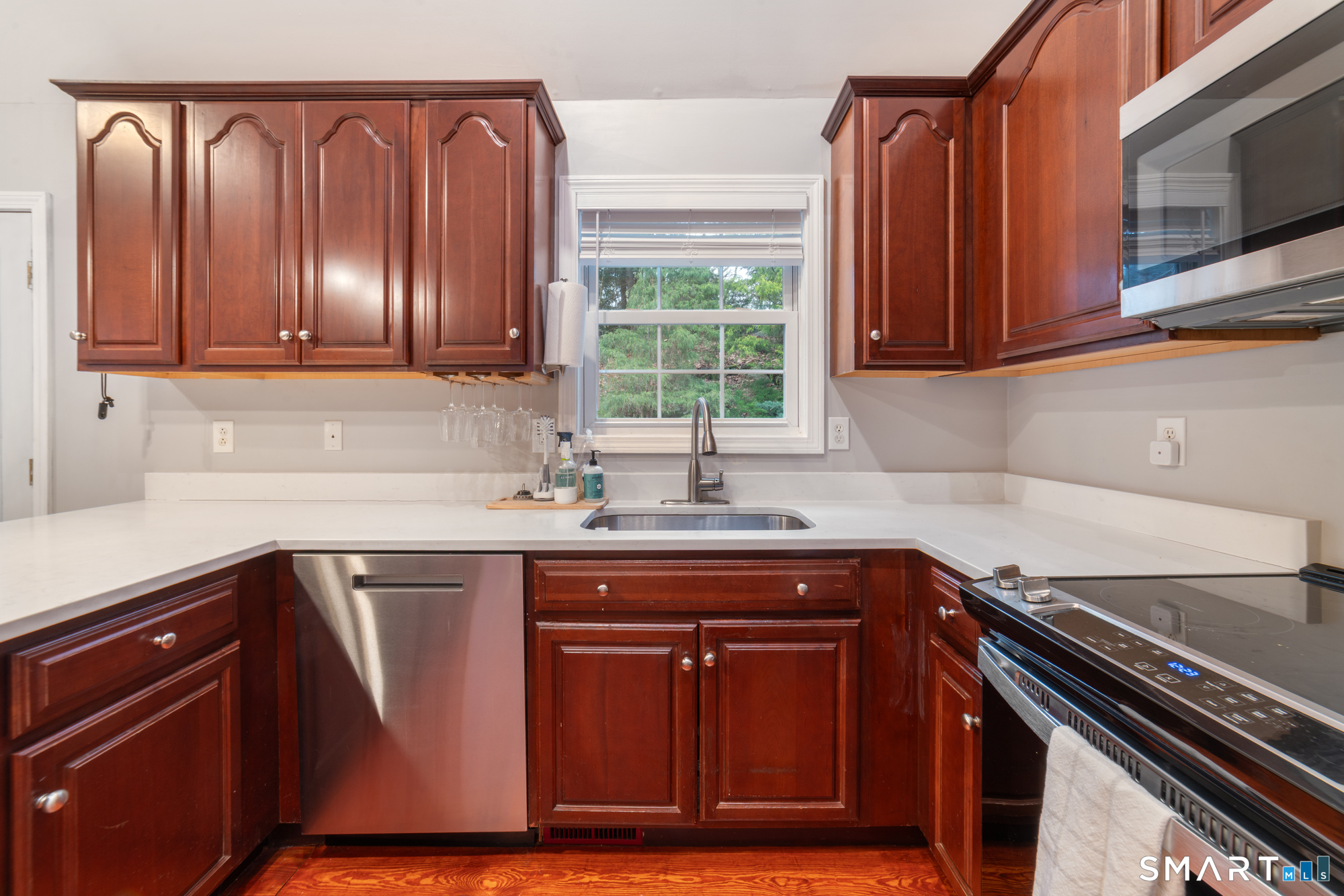 611 Kent Road New Milford, CT 06755 - Photo 10 of 39