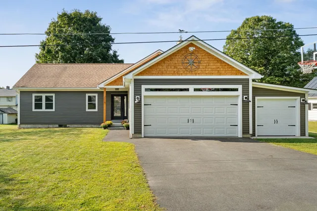 $436,000 | 18 Deerfield Avenue, Barre Town, VT 05641