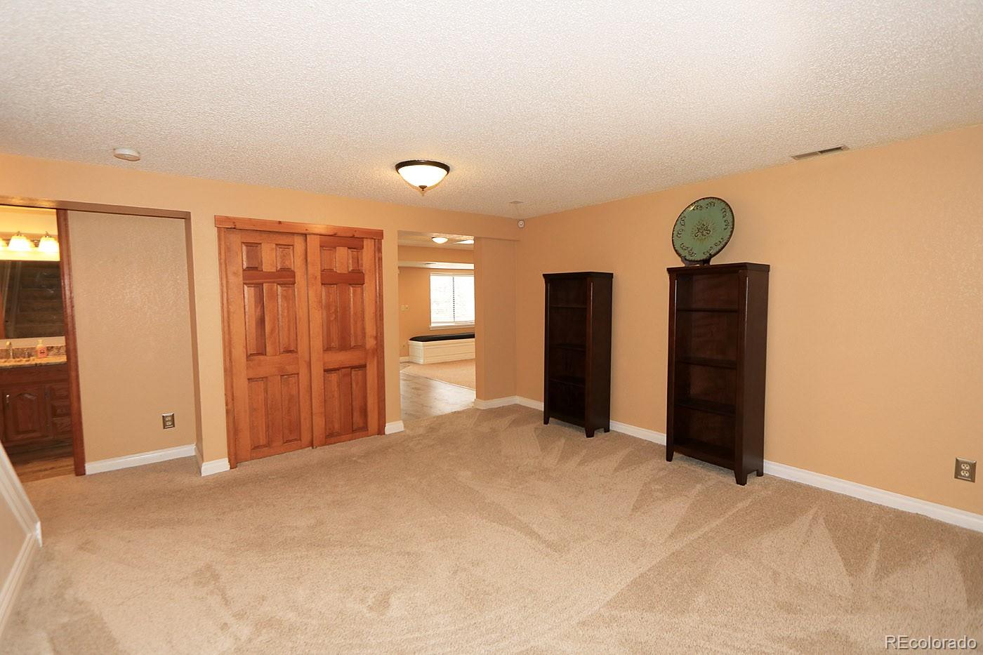 270 Quail Ridge Circle Highlands Ranch, CO 80126 - Photo 19 of 35 Gallery Image 19