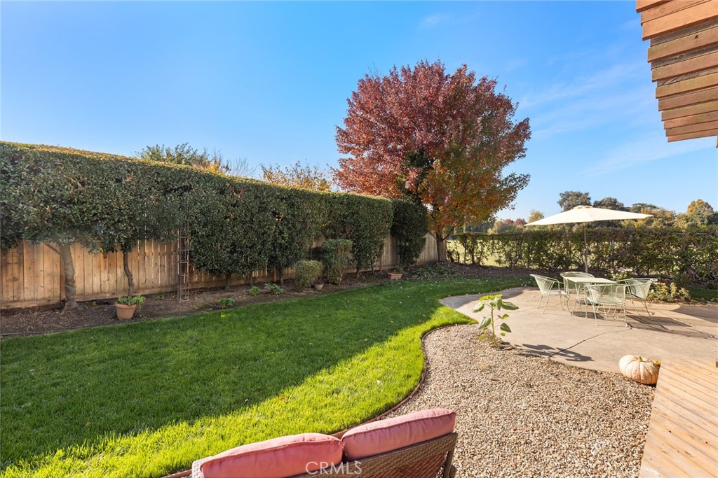 1075 Tracy Lane Chico, CA 95926 - Photo 26 of 29 a view of a park with large trees