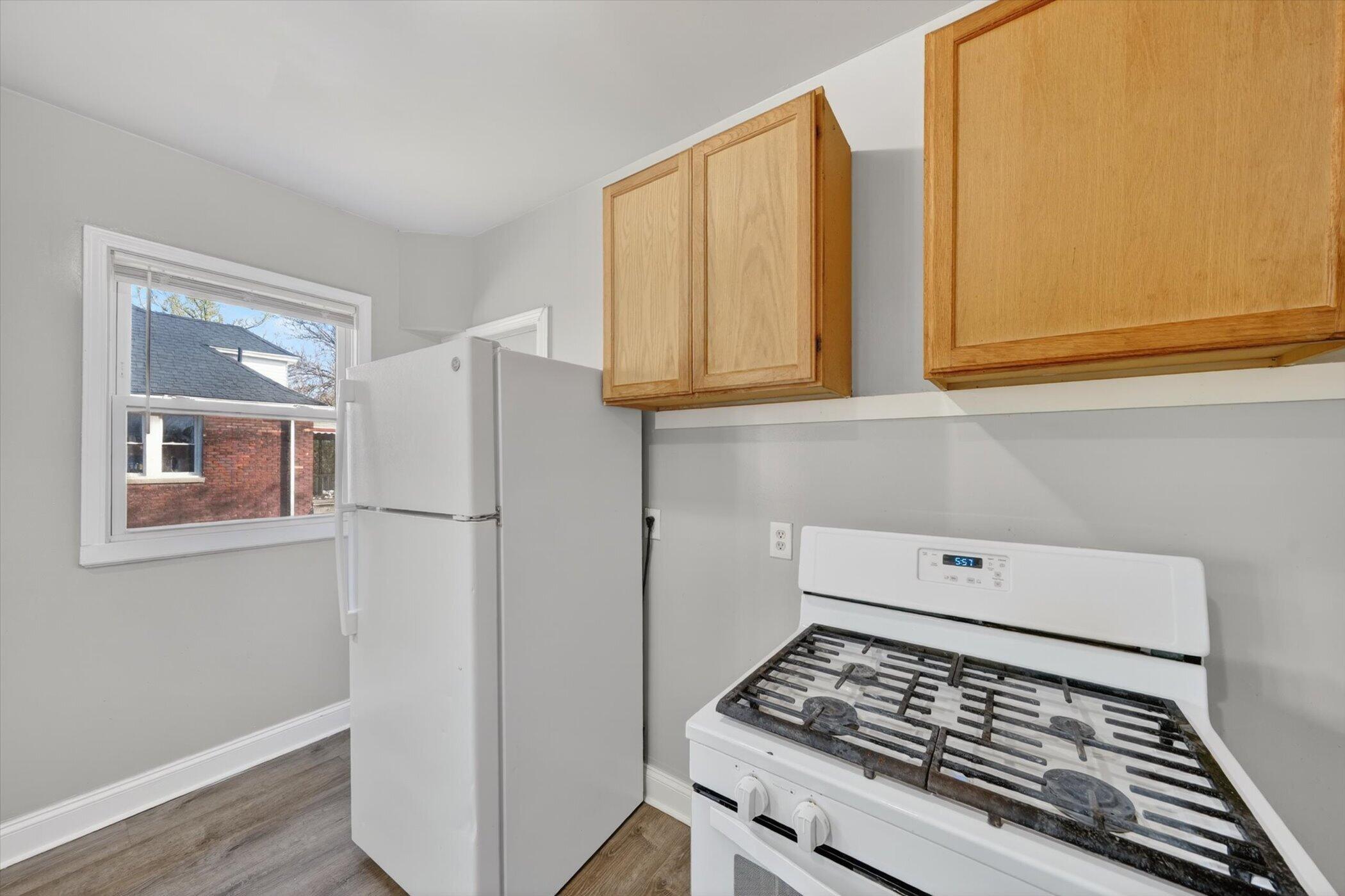 2966-2970 Harding Street Detroit, MI 48214 - Photo 17 of 39 17-2970-Harding-St-Detroit-MI-48214-Wind