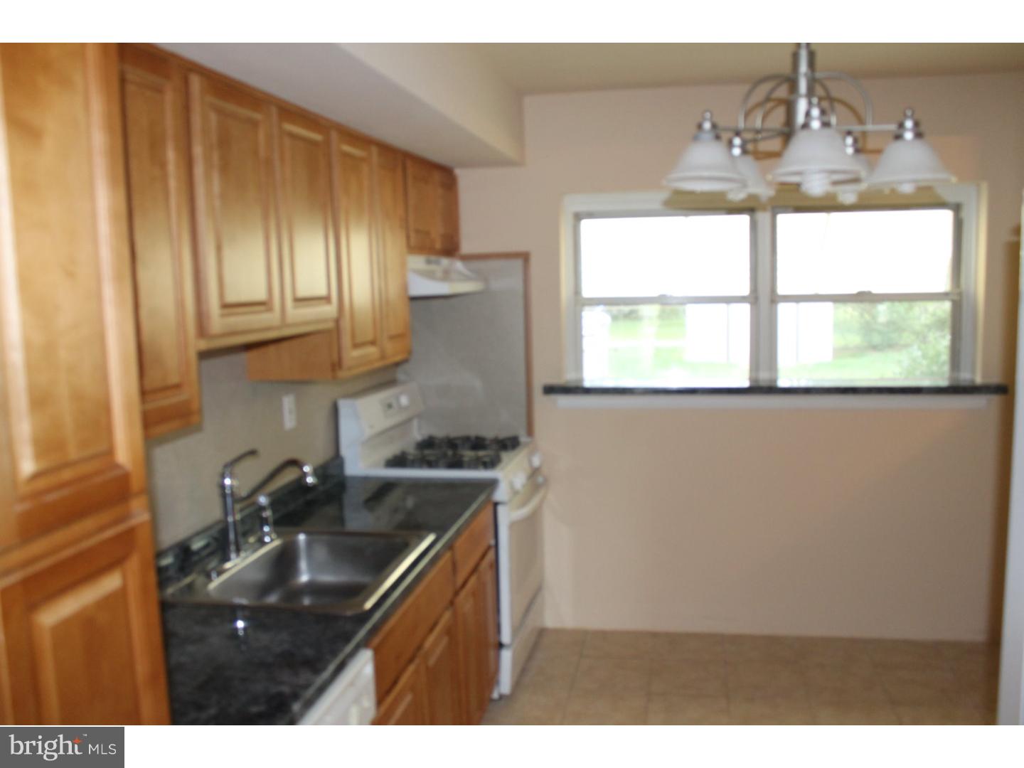 1174 Morefield Road Philadelphia, PA 19115 - Photo 10 of 24