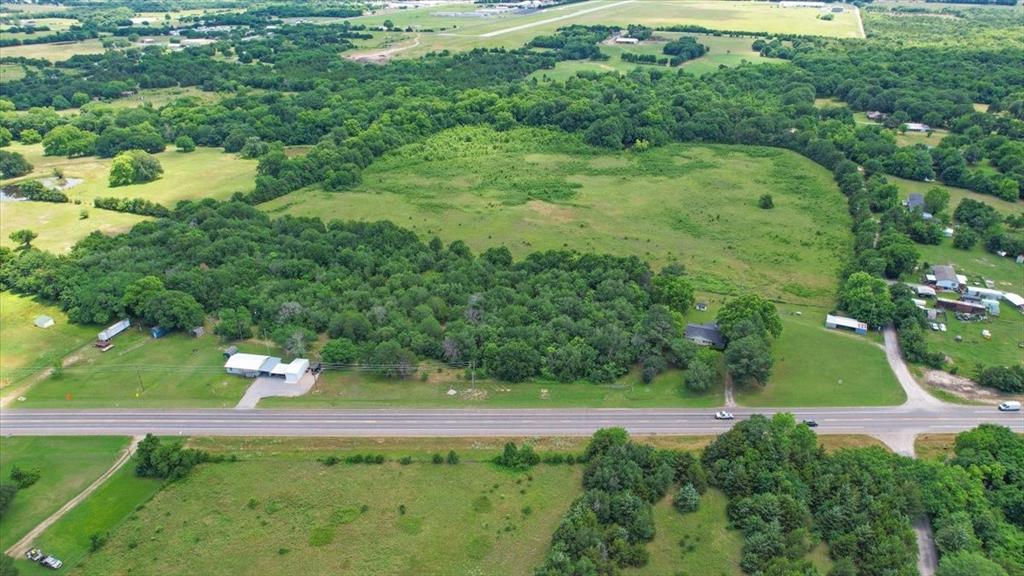 4400 Highway 121 Bonham, TX 75418 - Photo 18 of 40 a yard with lots of green space