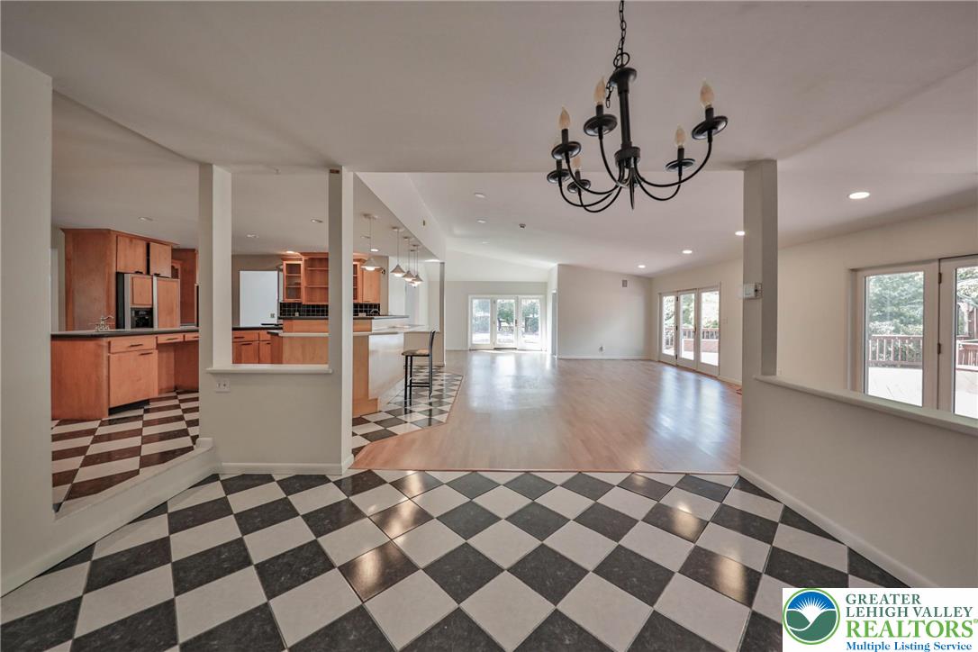 1015 Honeysuckle Road Walnutport, PA 18088 - Photo 33 of 75