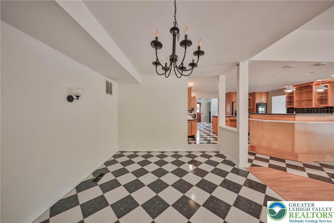 1015 Honeysuckle Road Walnutport, PA 18088 - Photo 34 of 75