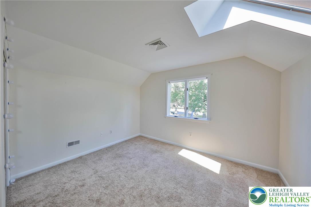 1015 Honeysuckle Road Walnutport, PA 18088 - Photo 46 of 75