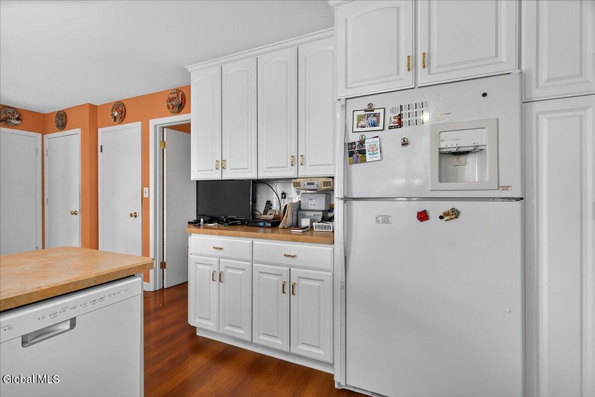 23 Olde Coach Road Glenville, NY 12302 - Photo 20 of 44 34-23 OLDE COACH-18