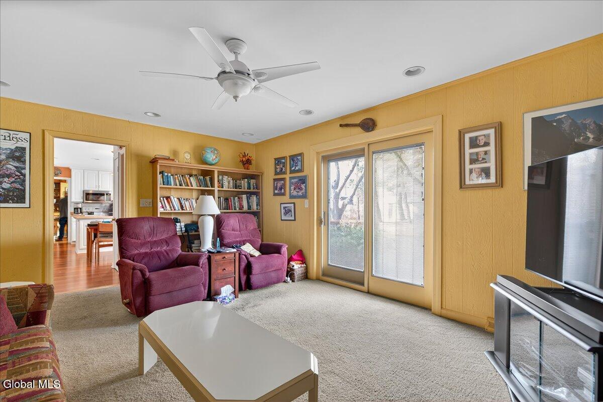 23 Olde Coach Road Glenville, NY 12302 - Photo 28 of 44 40-23 OLDE COACH-12