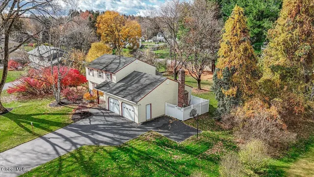 $479,000 | 23 Olde Coach Road, Glenville, NY 12302