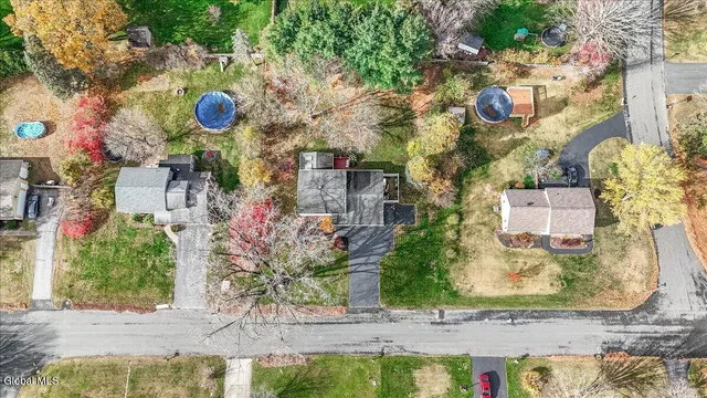 $479,000 | 23 Olde Coach Road, Glenville, NY 12302