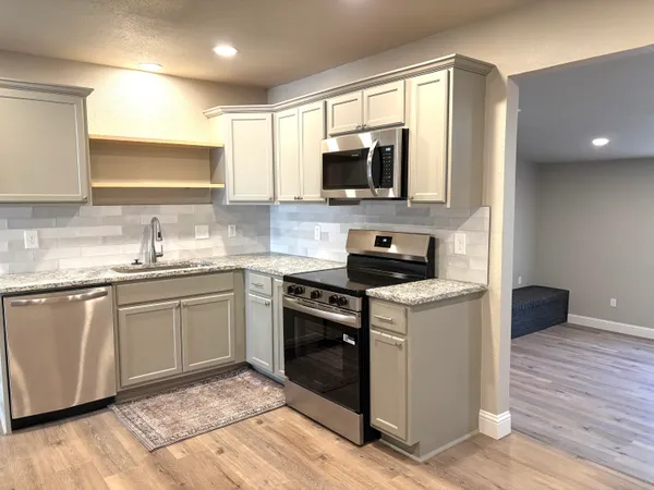 $172,500 | 802 South Lons Street, Brownfield, TX 79316