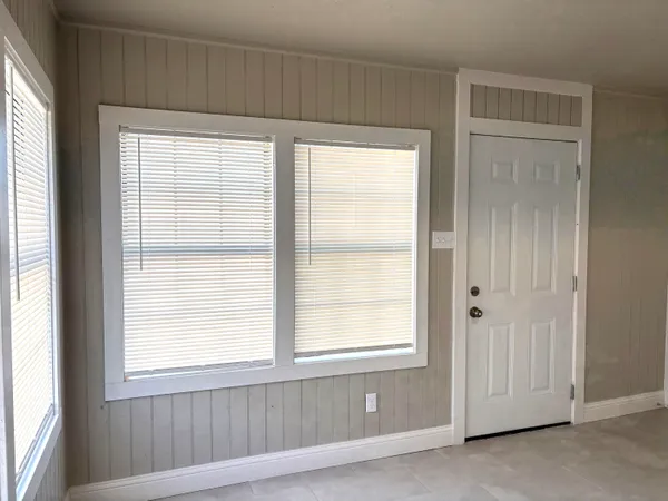 $172,500 | 802 South Lons Street, Brownfield, TX 79316