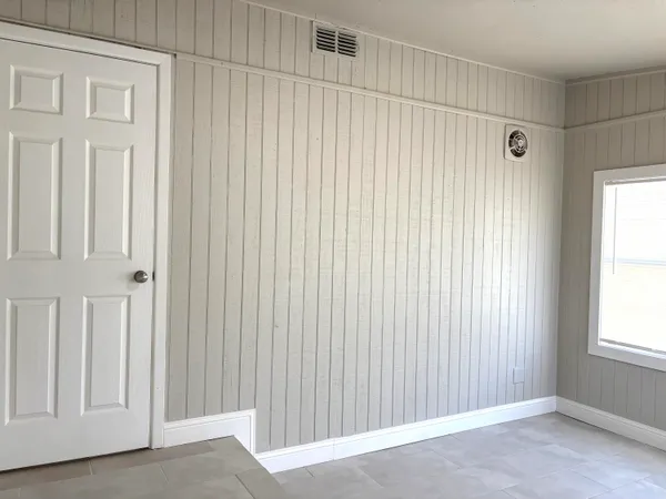 $172,500 | 802 South Lons Street, Brownfield, TX 79316