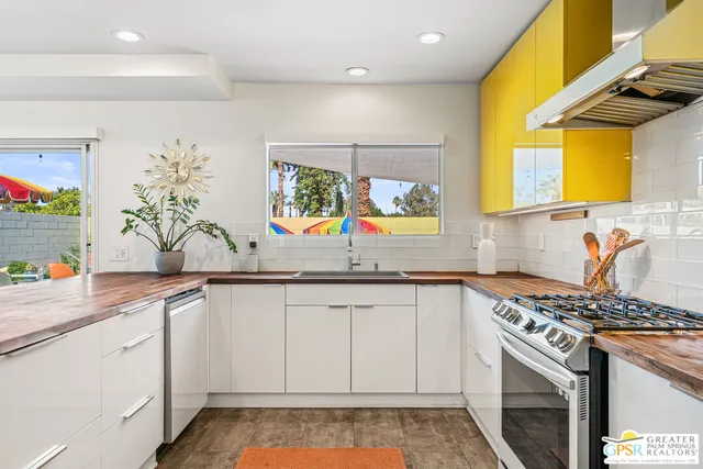 $998,000 | 74100 El Cortez Way, Palm Desert, CA 92260