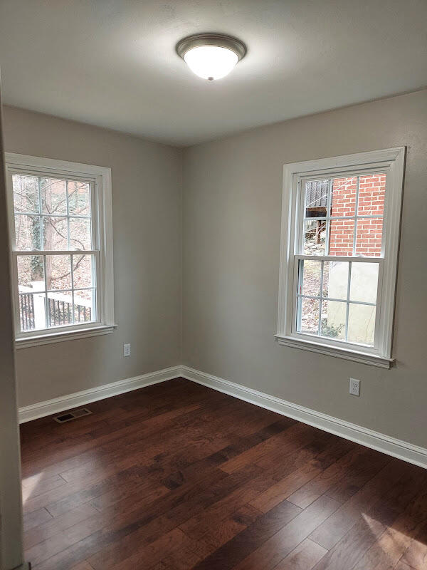 2026 York Road Southwest Roanoke, VA 24015 - Photo 4 of 4 20230118_122430