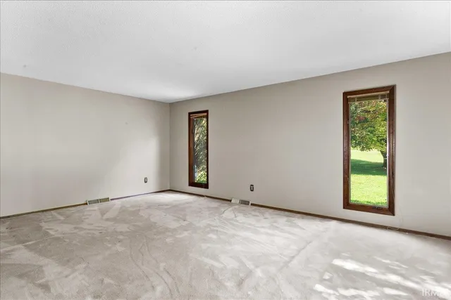 $299,900 | 1673 County Road 1100 East, Carmi, IL 62821