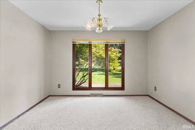 $299,900 | 1673 County Road 1100 East, Carmi, IL 62821