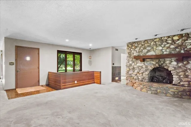 $299,900 | 1673 County Road 1100 East, Carmi, IL 62821