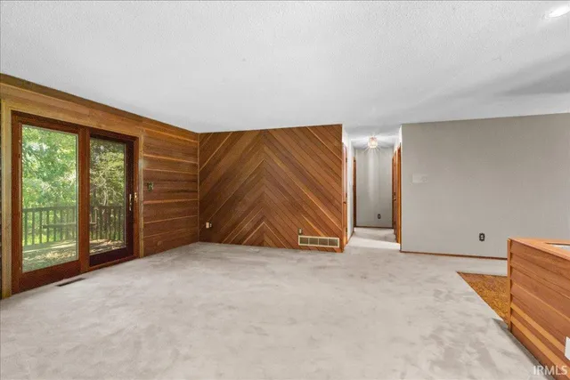 $299,900 | 1673 County Road 1100 East, Carmi, IL 62821