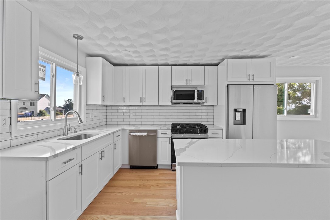 3 Riverview Avenue Westerly, RI 02891 - Photo 22 of 36