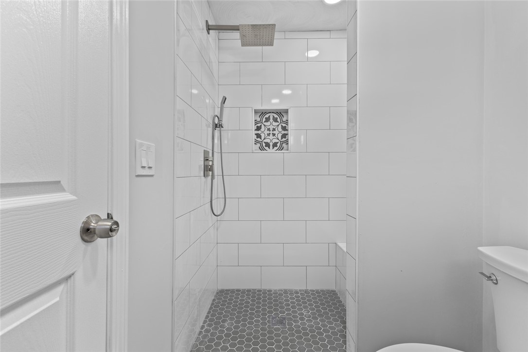 3 Riverview Avenue Westerly, RI 02891 - Photo 30 of 36