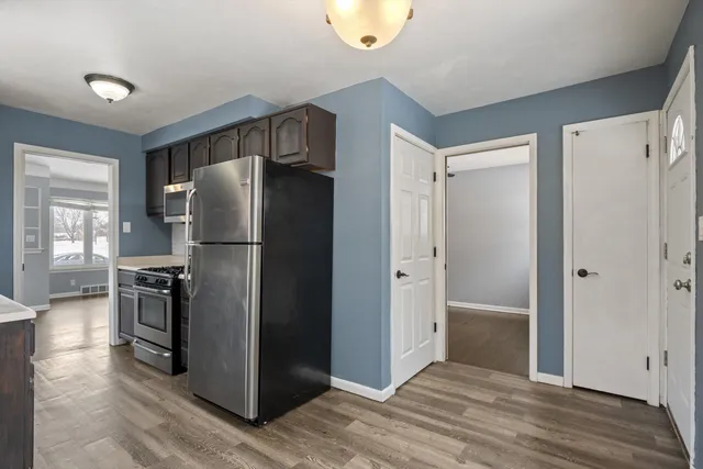 $1,800 | 27576 MacKenzie Drive, Westland, MI 48185