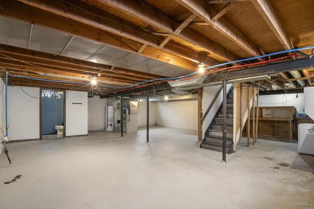 $1,800 | 27576 MacKenzie Drive, Westland, MI 48185