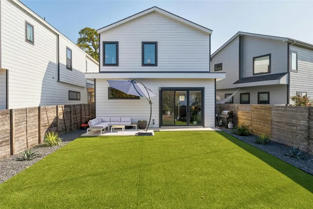 $3,500 | 5812 Sutherlin Road, Unit 13, Austin, TX 78723