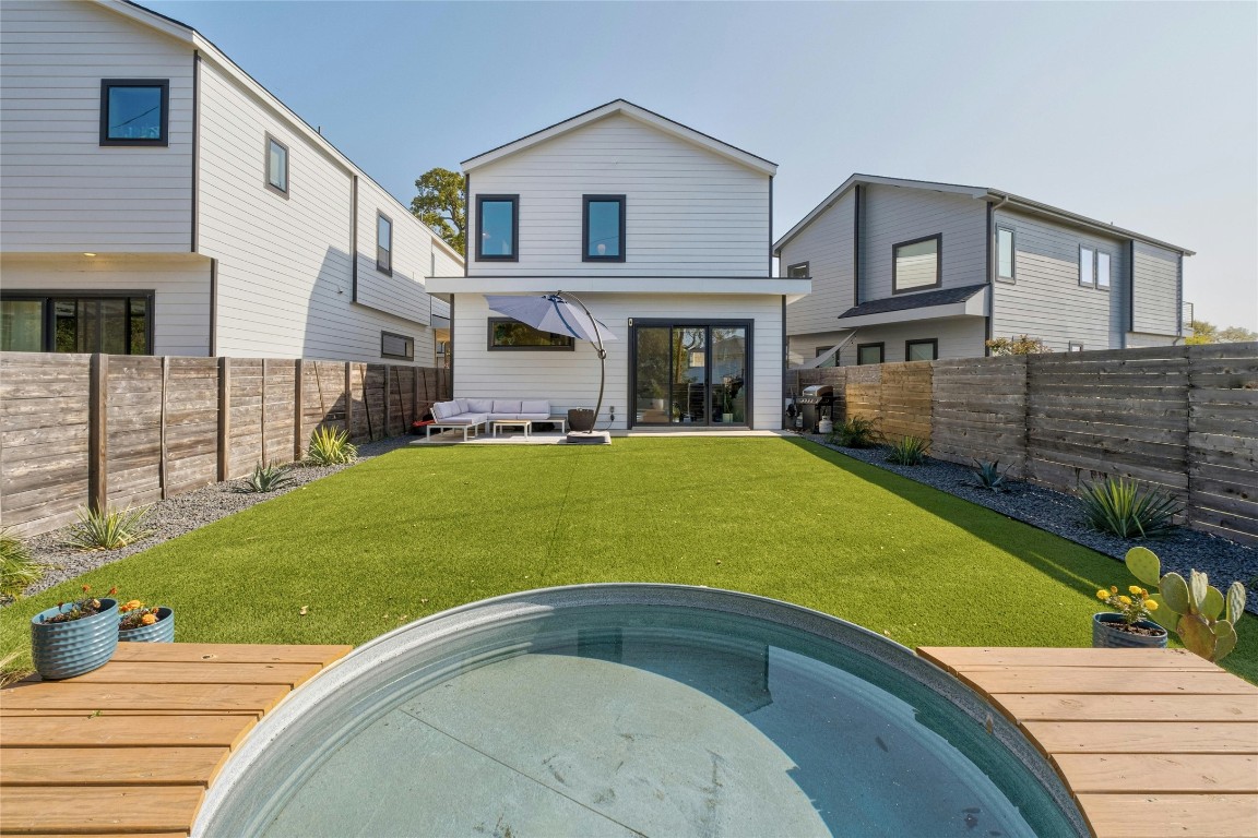 5812 Sutherlin Road, Unit 13 Austin, TX 78723 - Photo 25 of 30