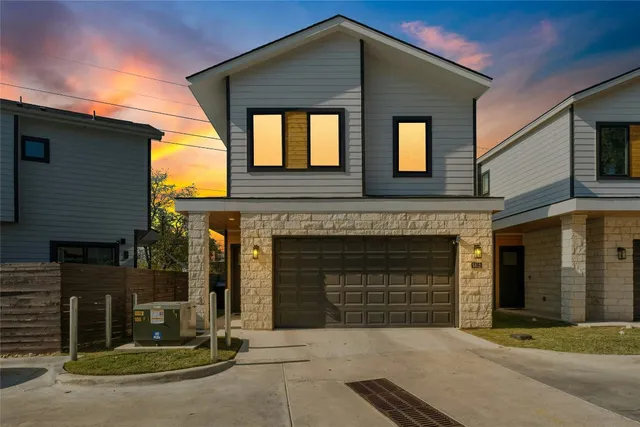 $3,500 | 5812 Sutherlin Road, Unit 13, Austin, TX 78723