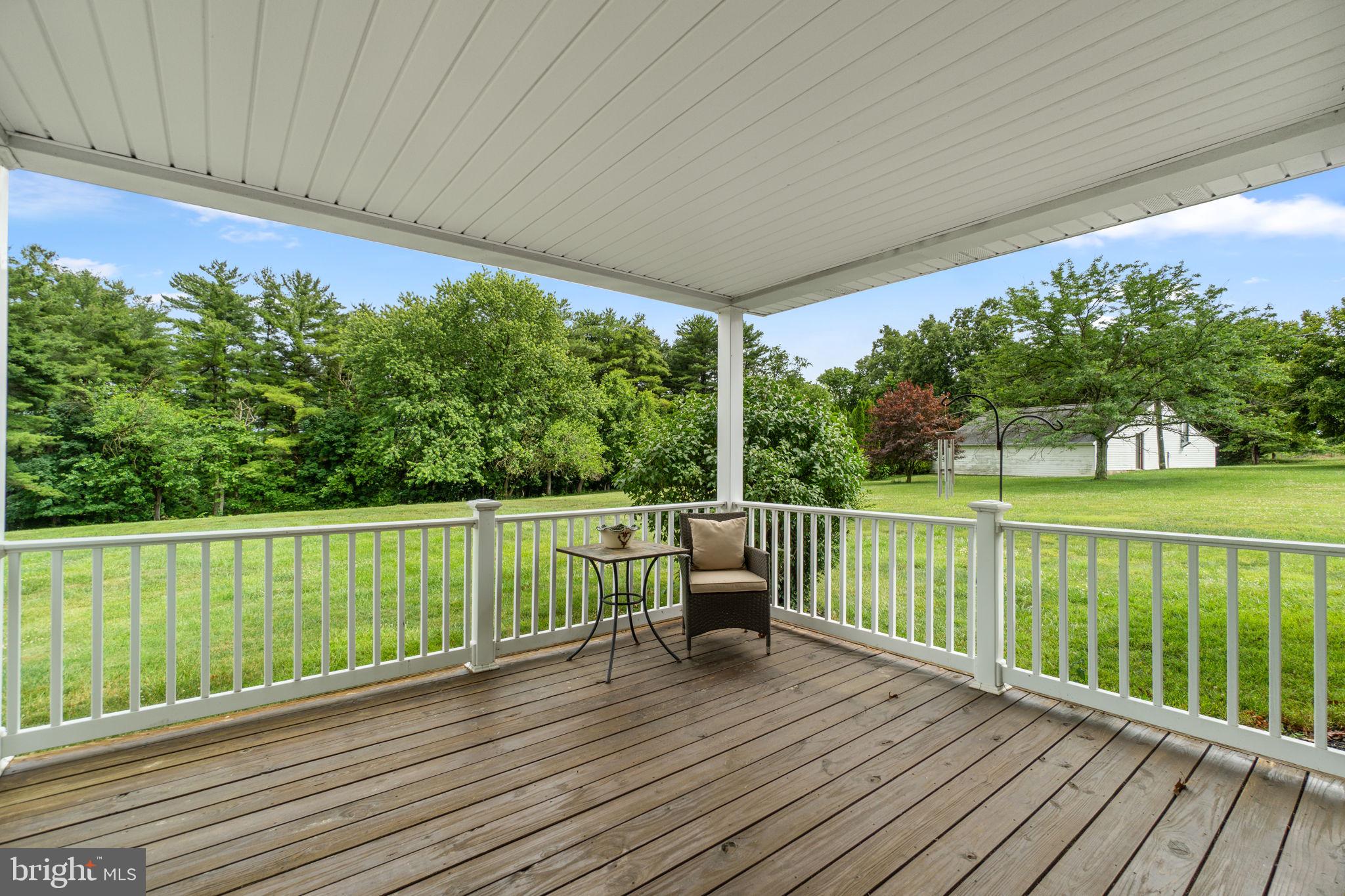 557 Oak Tree Road Westminster, MD 21157 - Photo 34 of 42 Covered Deck