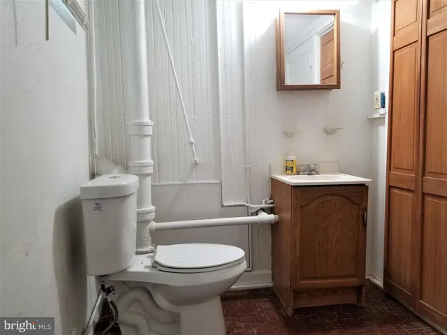 $975,000 | 806 Maplewood Avenue, Takoma Park, MD 20912