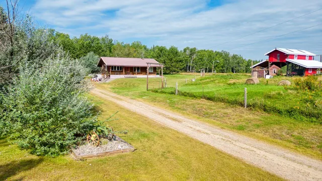 $299,900 | 7349 Lax Road, Embarrass, MN 55732