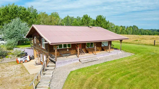 $299,900 | 7349 Lax Road, Embarrass, MN 55732