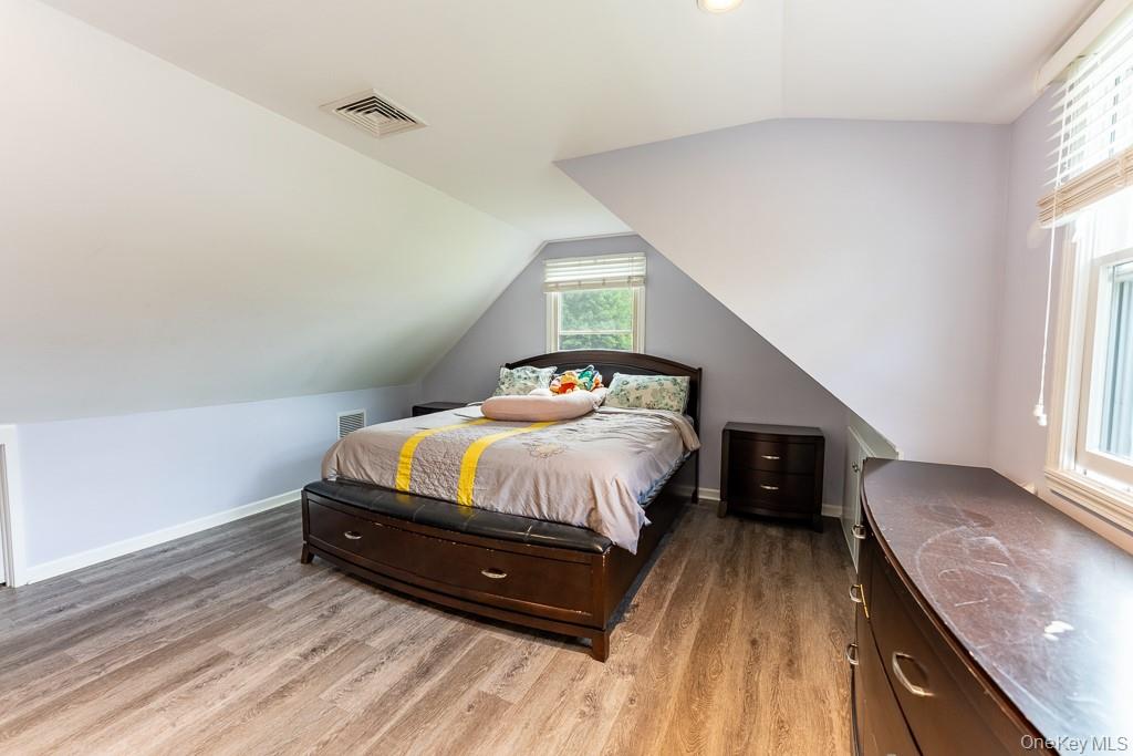 22 Oakbrook Road Ossining, NY 10562 - Photo 19 of 47