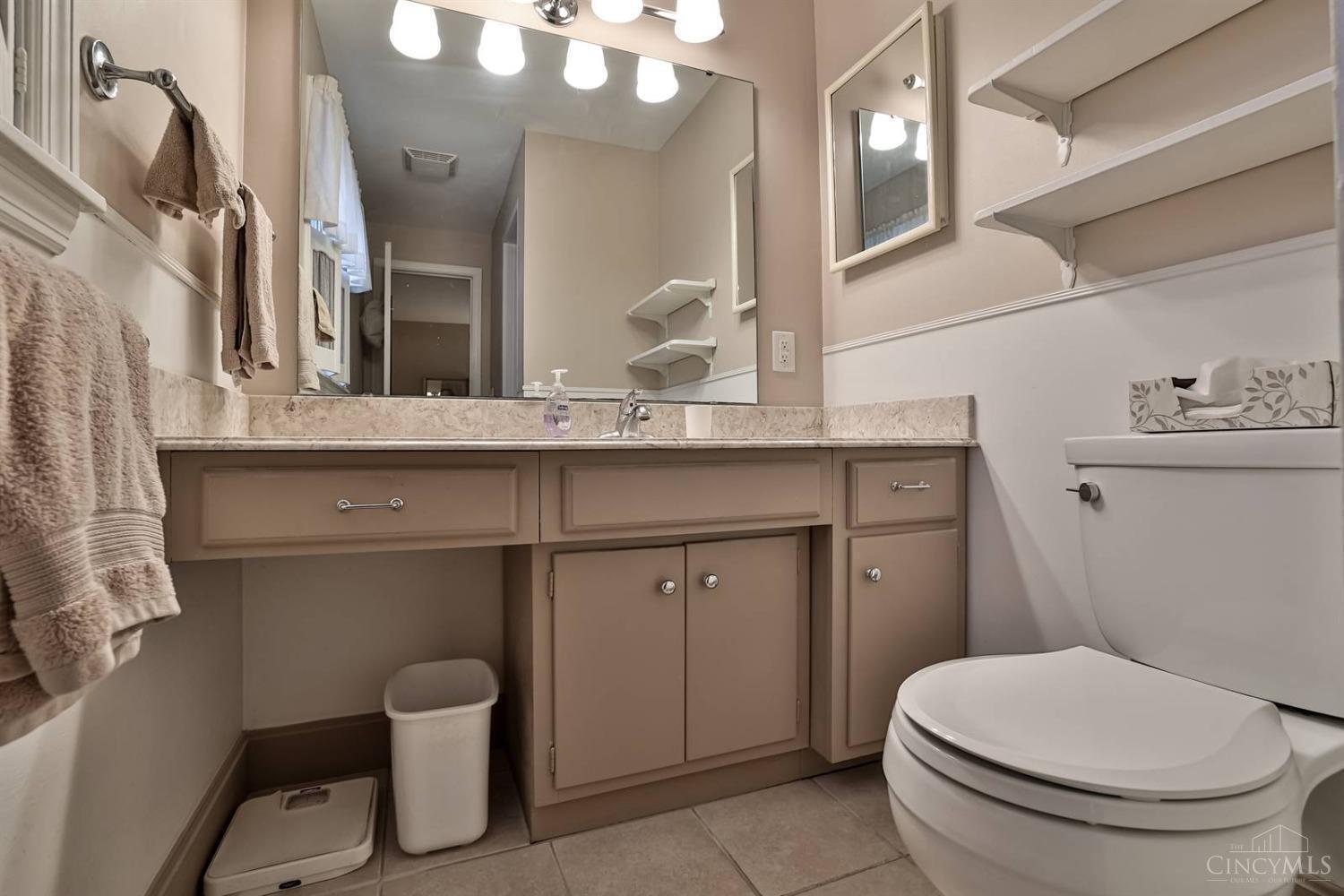 183 Compton Road Wyoming, OH 45215 - Photo 21 of 37 Gallery Image 21