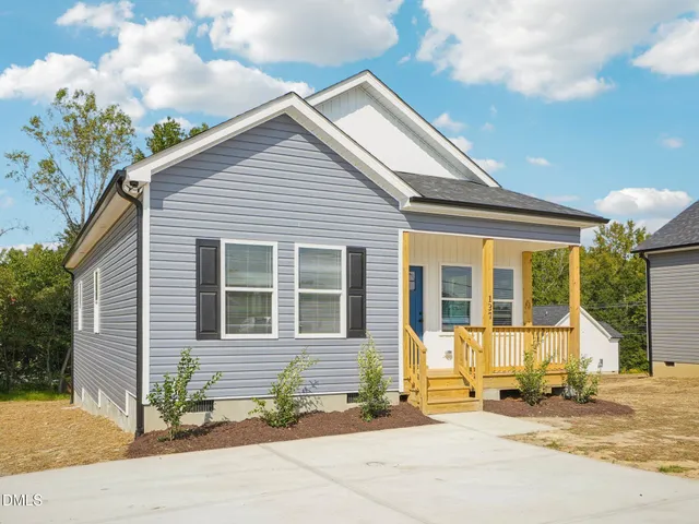 $279,900 | 137 West Old Glencoe Road, Burlington, NC 27217