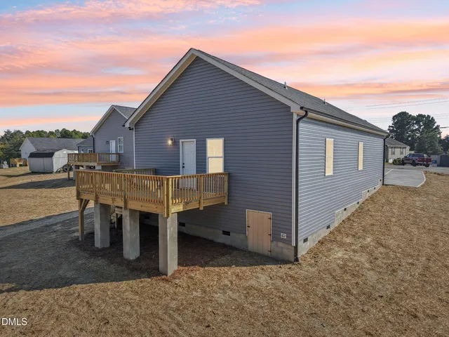 $279,900 | 137 West Old Glencoe Road, Burlington, NC 27217