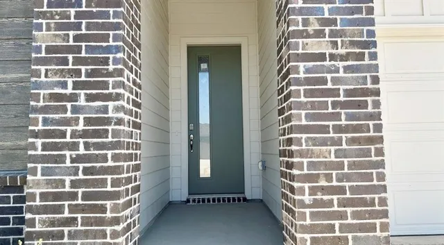 a view of hallway with a hallway