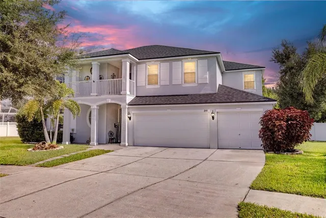 $584,900 | 2111 Colville Chase Drive, Ruskin, FL 33570