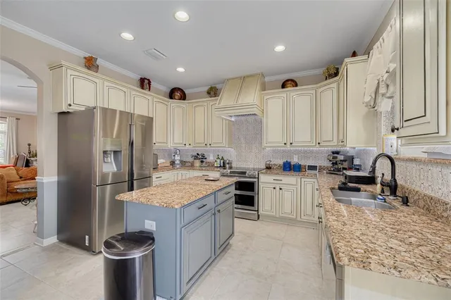 $584,900 | 2111 Colville Chase Drive, Ruskin, FL 33570