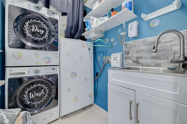 $584,900 | 2111 Colville Chase Drive, Ruskin, FL 33570