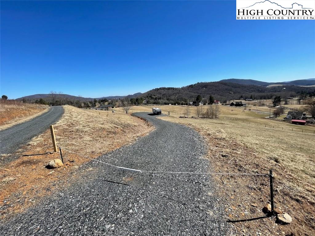 258 Walter Ridge Road West Jefferson, NC 28694 - Photo 6 of 29 Gallery Image 6