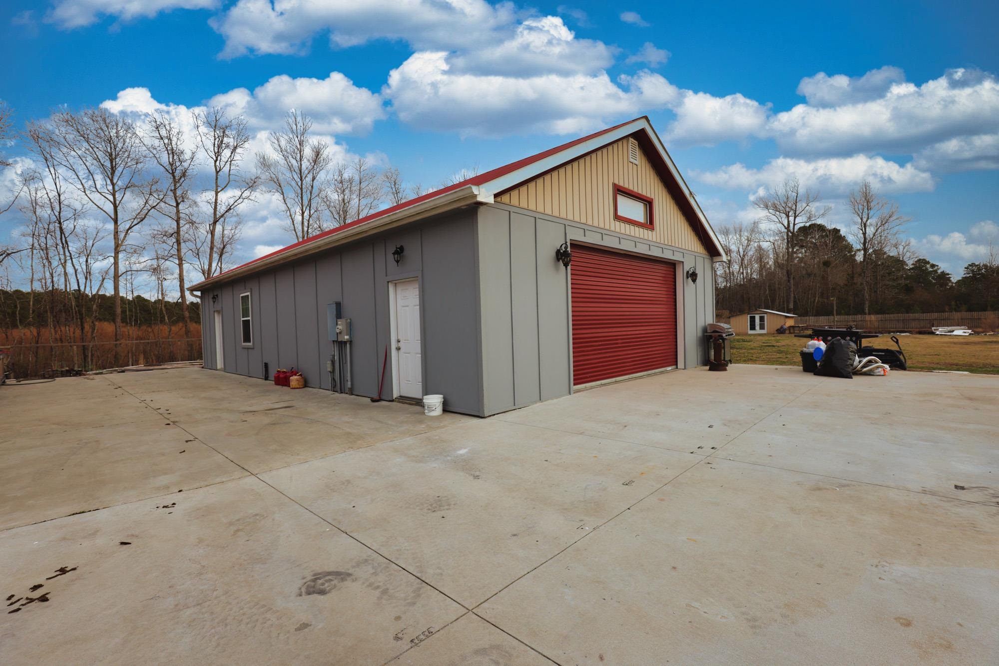 1170 Airport Road Loris, SC 29569 - Photo 2 of 39