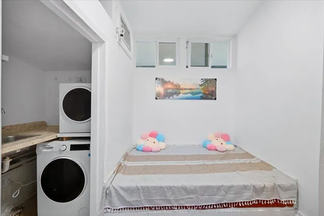 $1,648,000 | 31 Northumberland Avenue, Redwood City, CA 94063