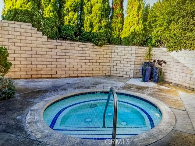 $3,950 | 320 Lake Street, Huntington Beach, CA 92648