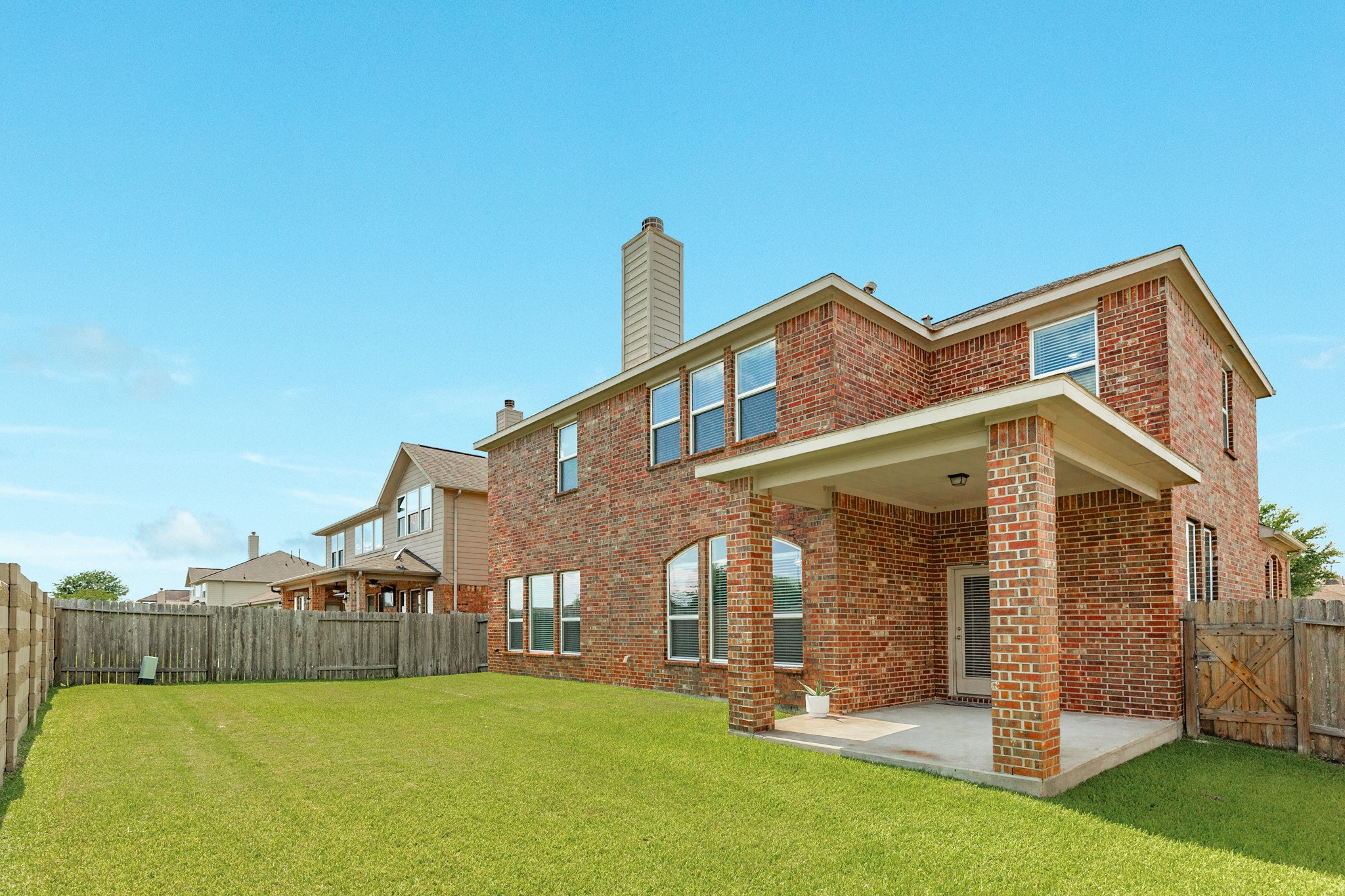 2730 Diamond Vista Lane Rosharon, TX 77583 - Photo 10 of 44