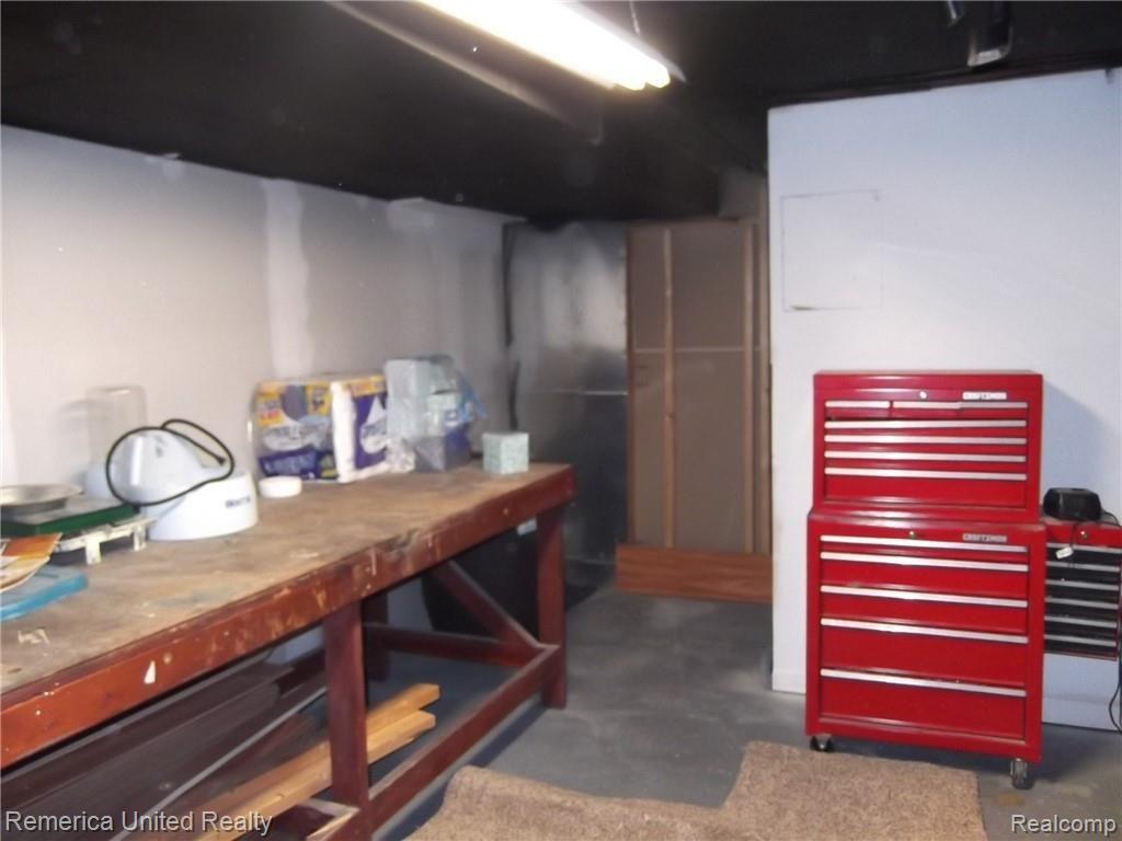 43218 Barchester Road Canton, MI 48187 - Photo 40 of 52 BASEMENT WORK AREA