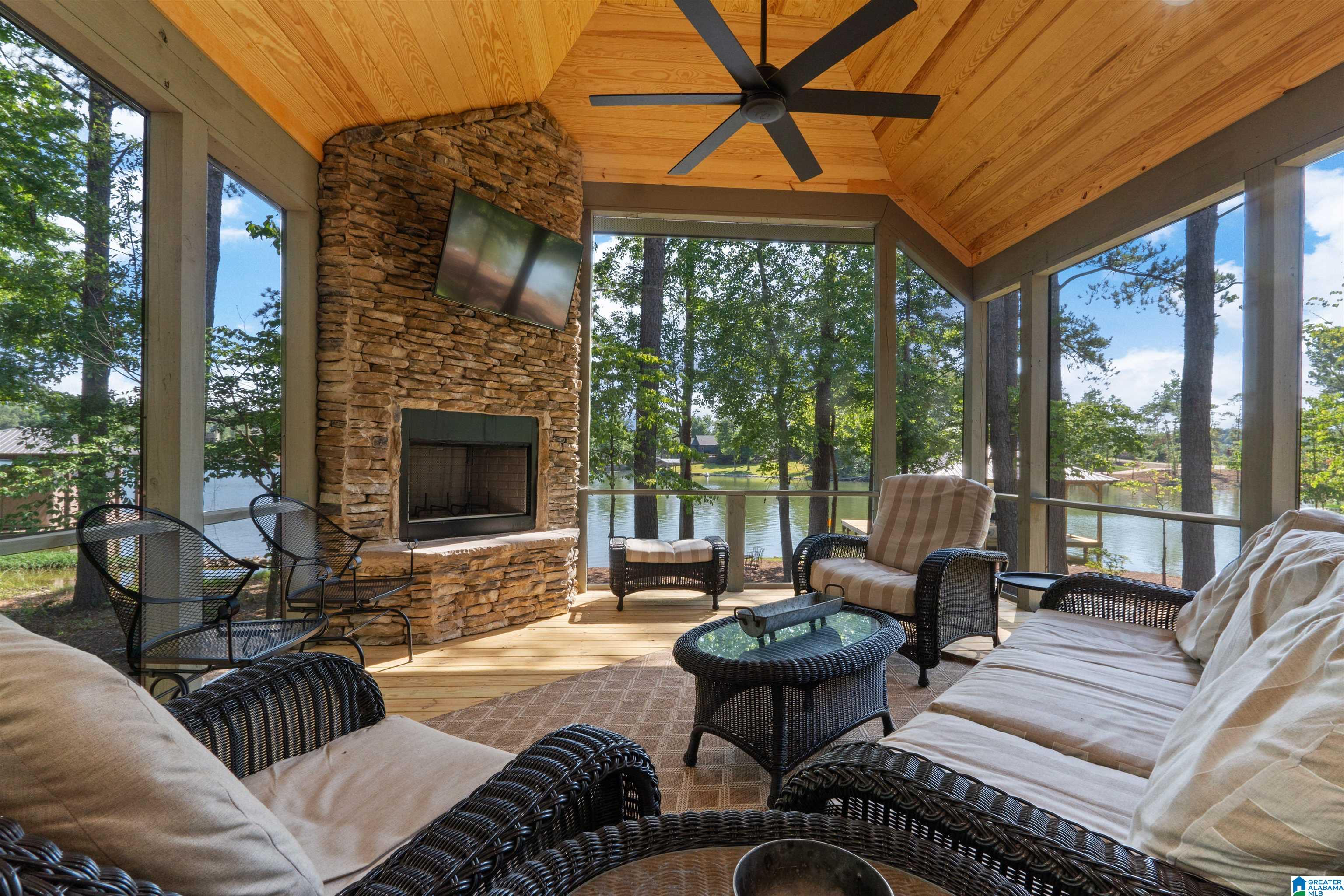 305 Wylie Road Wedowee, AL 36278 - Photo 3 of 39